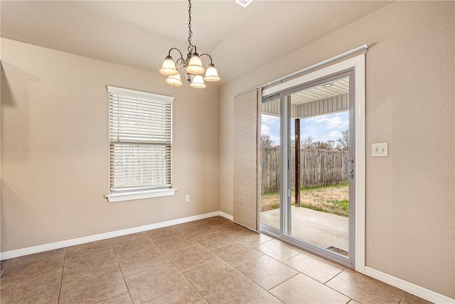 3037 N Azure Avenue, Fayetteville, AR 72704