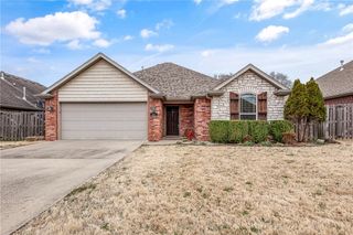 3037 N Azure Avenue, Fayetteville, AR 72704