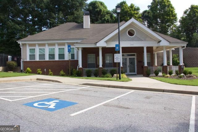 2502 Laurel Circle NW, Atlanta, GA 30311