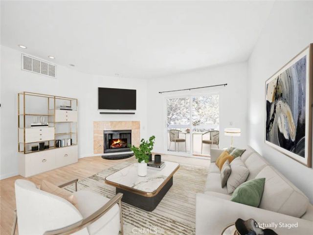 11733 Avon, Los Angeles, CA 90066