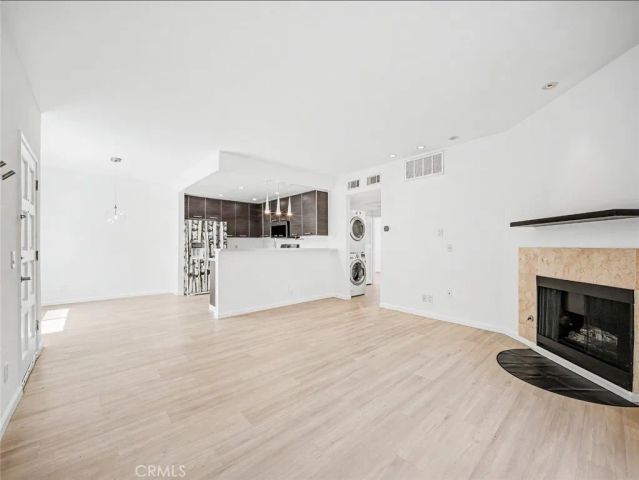 11733 Avon, Los Angeles, CA 90066