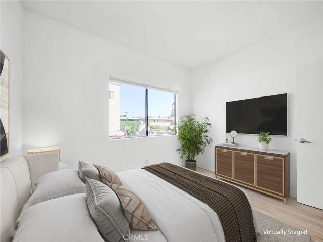 11733 Avon, Los Angeles, CA 90066