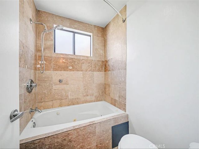 11733 Avon, Los Angeles, CA 90066