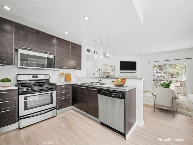 11733 Avon, Los Angeles, CA 90066