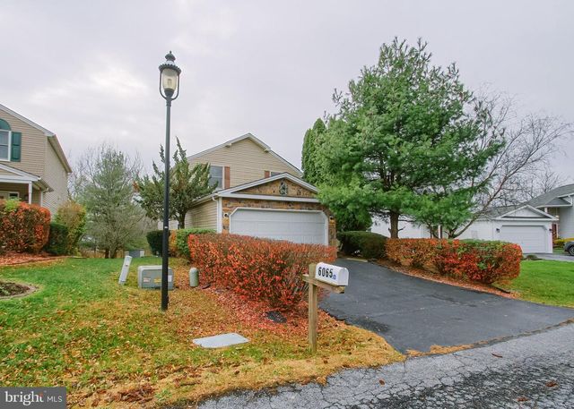 6065 REGENT DR, Harrisburg, PA 17112