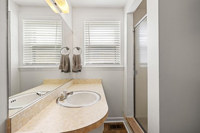 895 Lane Allen Road, Lexington, KY 40504