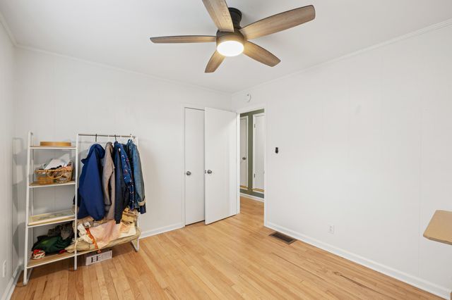 895 Lane Allen Road, Lexington, KY 40504