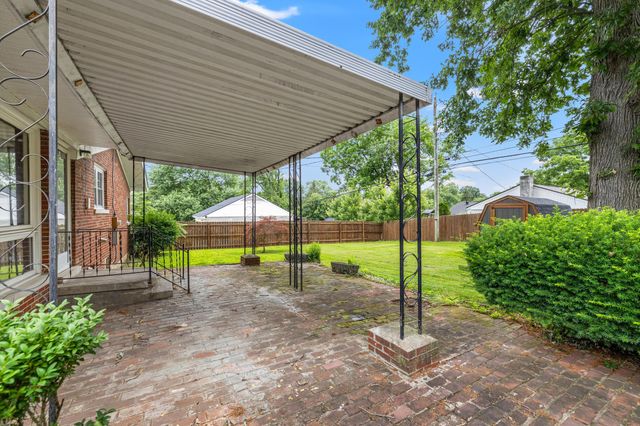 895 Lane Allen Road, Lexington, KY 40504