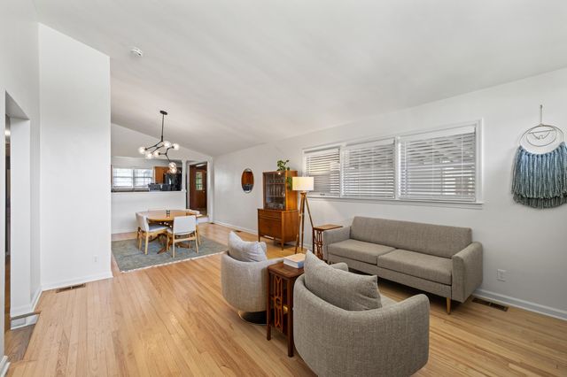 895 Lane Allen Road, Lexington, KY 40504