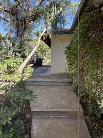 1854 Grove Road, El Cajon, CA 92020