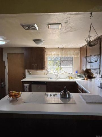 1854 Grove Road, El Cajon, CA 92020