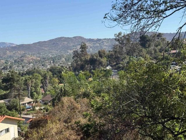 1854 Grove Road, El Cajon, CA 92020