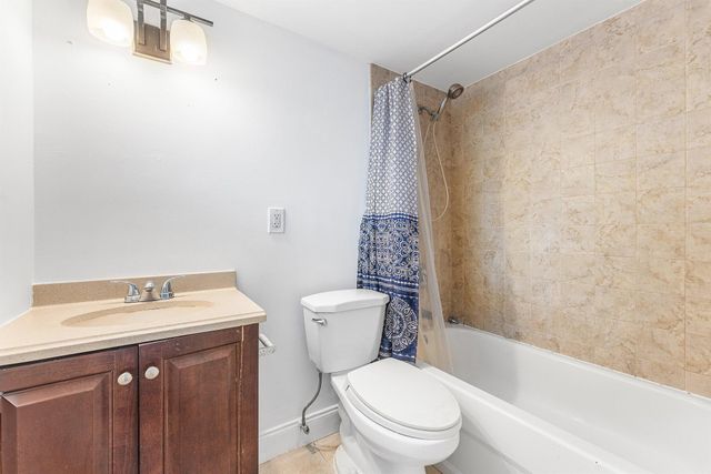 4500 N Flagler Drive C17, West Palm Beach, FL 33407