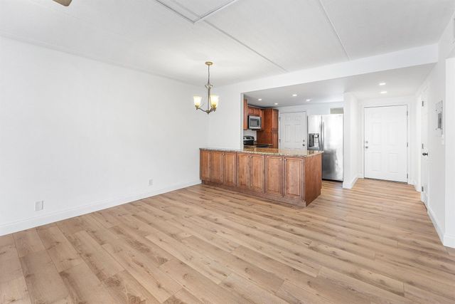 4500 N Flagler Drive C17, West Palm Beach, FL 33407