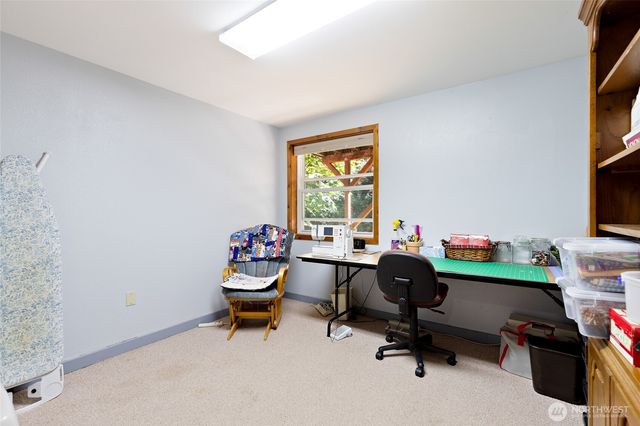 102 300th Street NW, Stanwood, WA 98292