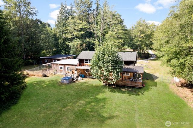 102 300th Street NW, Stanwood, WA 98292