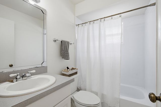 8300 SW 41ST Street, Davie, FL 33328