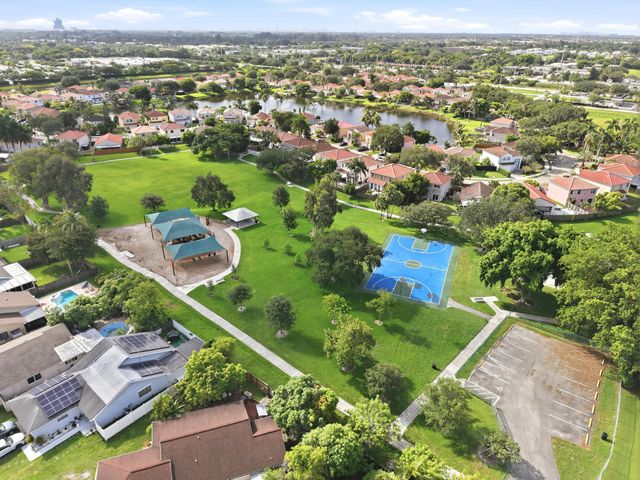8300 SW 41ST Street, Davie, FL 33328