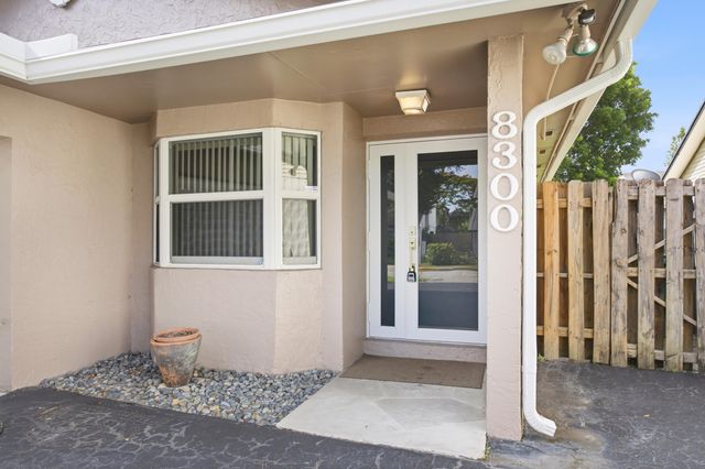 8300 SW 41ST Street, Davie, FL 33328