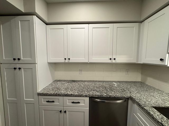 2700 Bellefontaine Street A24, Houston, TX 77025