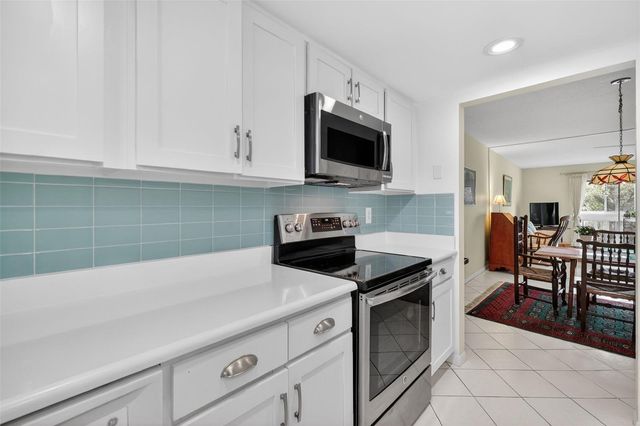 601 N MCDONALD STREET 508, Mount Dora, FL 32757