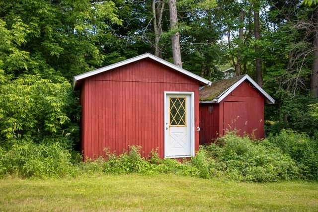 168 & 170 Brenda Road, Clarendon, VT 05759