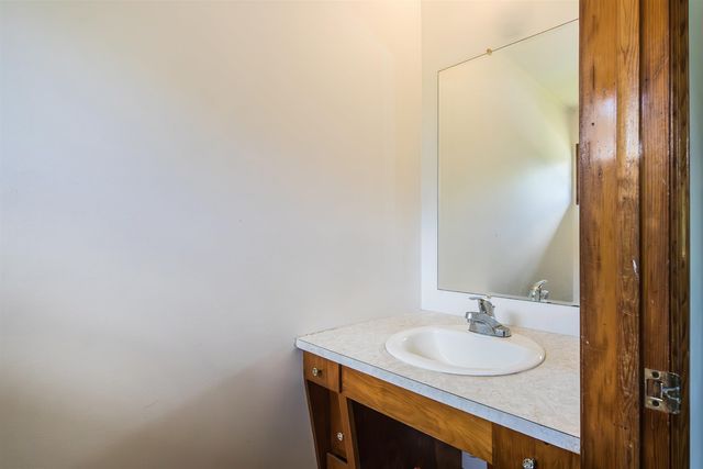 168 & 170 Brenda Road, Clarendon, VT 05759