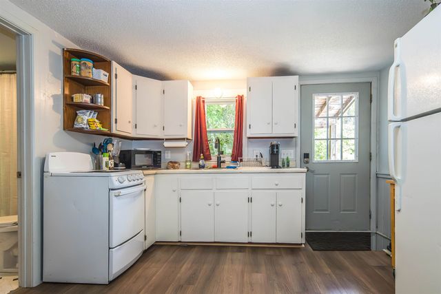 168 & 170 Brenda Road, Clarendon, VT 05759