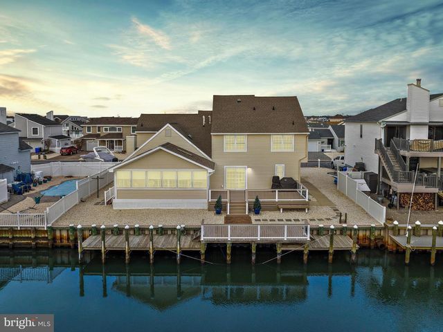 176 PETER RD, Manahawkin, NJ 08050