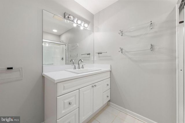 176 PETER RD, Manahawkin, NJ 08050