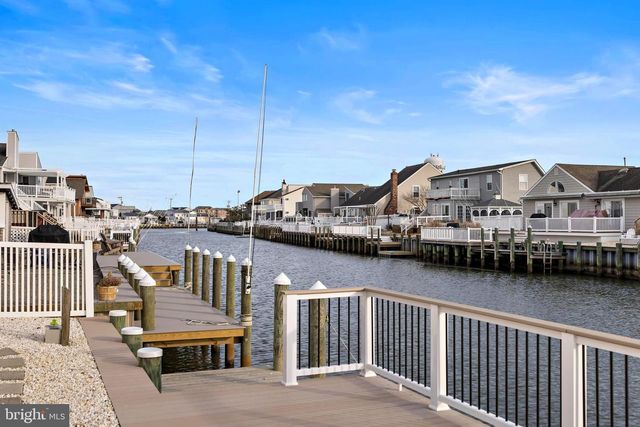 176 PETER RD, Manahawkin, NJ 08050