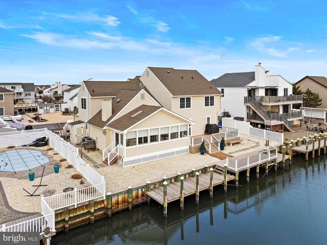 176 PETER RD, Manahawkin, NJ 08050