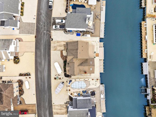 176 PETER RD, Manahawkin, NJ 08050