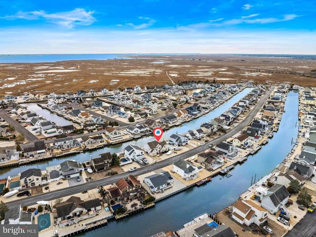 176 PETER RD, Manahawkin, NJ 08050