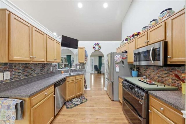 115 Oak Crest Ln, Dallas, GA 30132