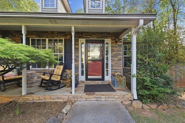 115 Oak Crest Ln, Dallas, GA 30132