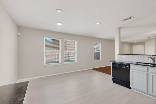 303 Laurel Lane, Fate, TX 75087