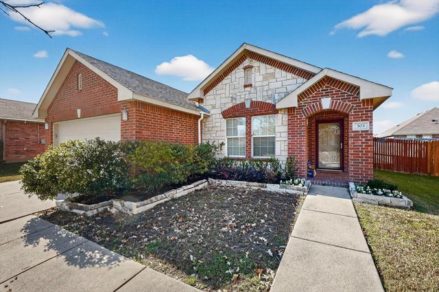 303 Laurel Lane, Fate, TX 75087