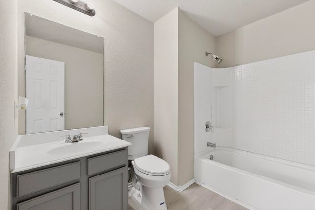 303 Laurel Lane, Fate, TX 75087