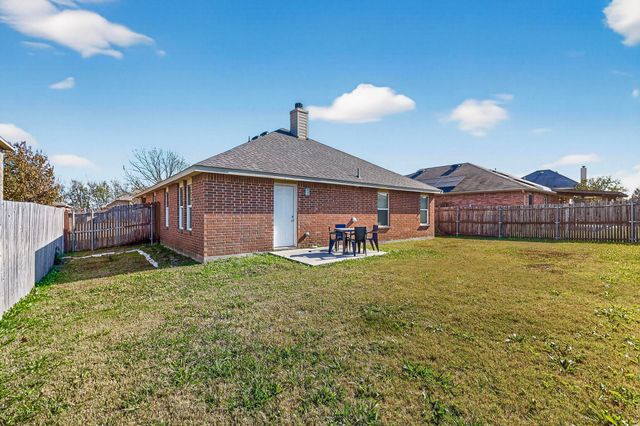 303 Laurel Lane, Fate, TX 75087