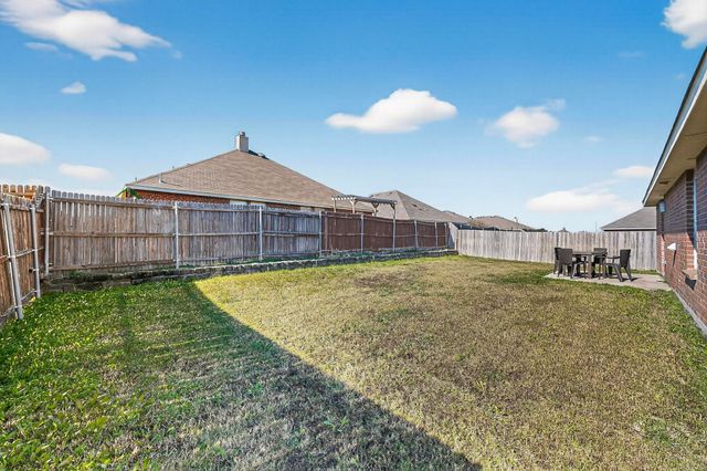 303 Laurel Lane, Fate, TX 75087
