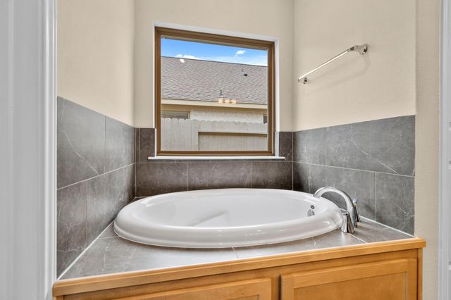 2411 Hazel Berry Street, Manvel, TX 77578