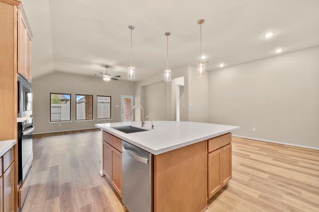 2411 Hazel Berry Street, Manvel, TX 77578