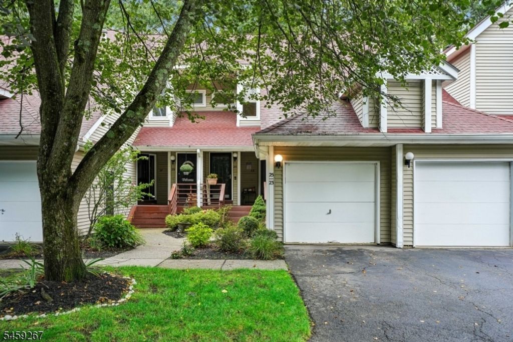 25 Ridgeview Ter, Jefferson Twp., NJ 07438 — exterior