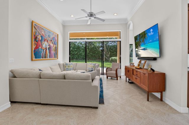 9732 Isles Cay Drive, Delray Beach, FL 33446