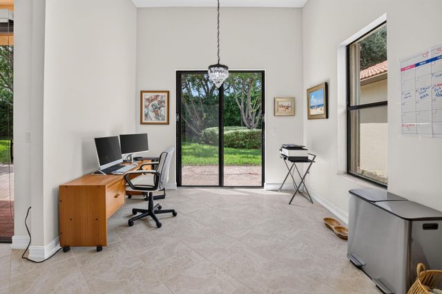 9732 Isles Cay Drive, Delray Beach, FL 33446