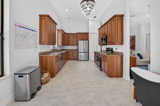 9732 Isles Cay Drive, Delray Beach, FL 33446