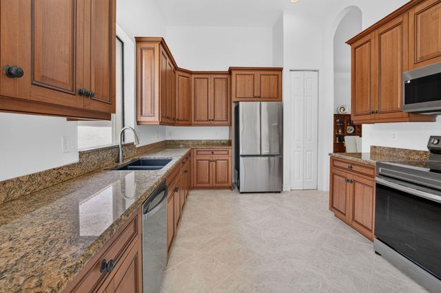 9732 Isles Cay Drive, Delray Beach, FL 33446