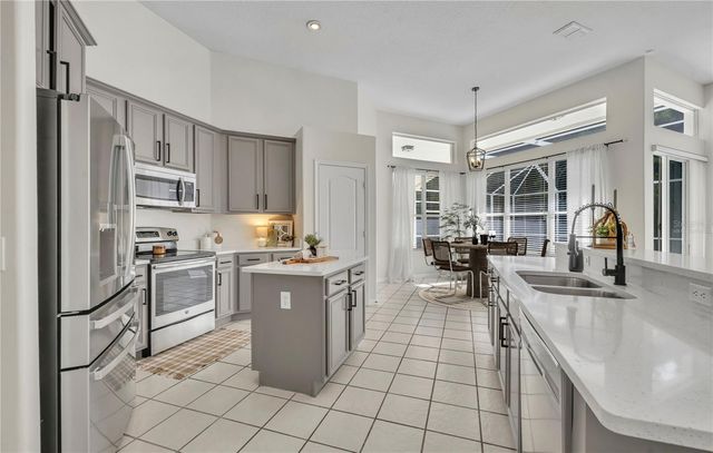 1054 LANDVIEW COURT, Orlando, FL 32828