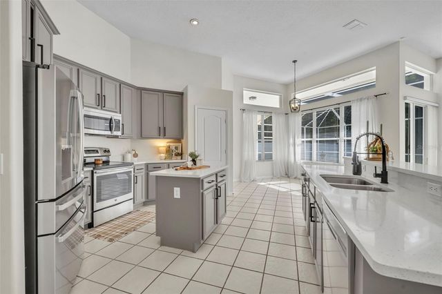 1054 LANDVIEW COURT, Orlando, FL 32828